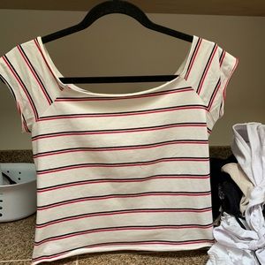 Off the shoulder shortsleeved shirt